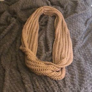 Infinity scarf